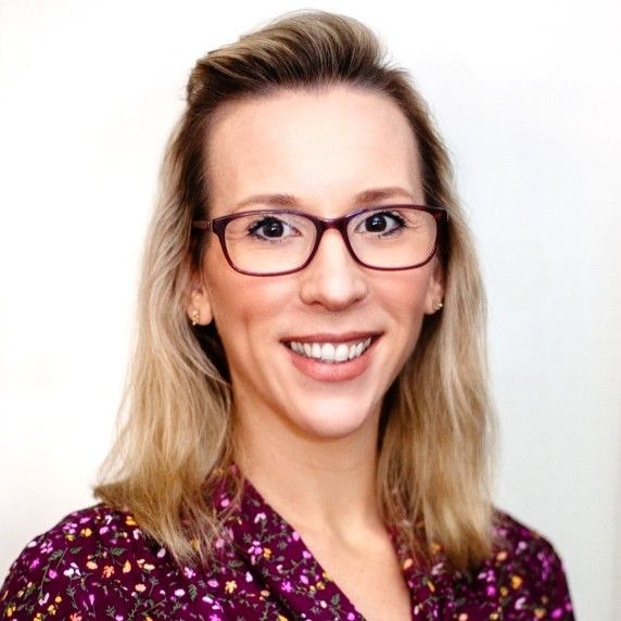 Dr. Natalie Lindemann